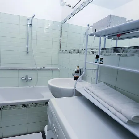 Old Town Oasis Apartment *