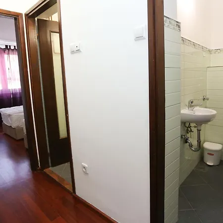 Apartment Old Town Oasis
