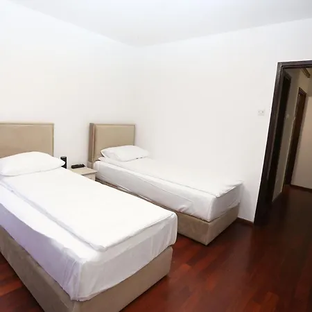 Апартаменты Old Town Oasis *